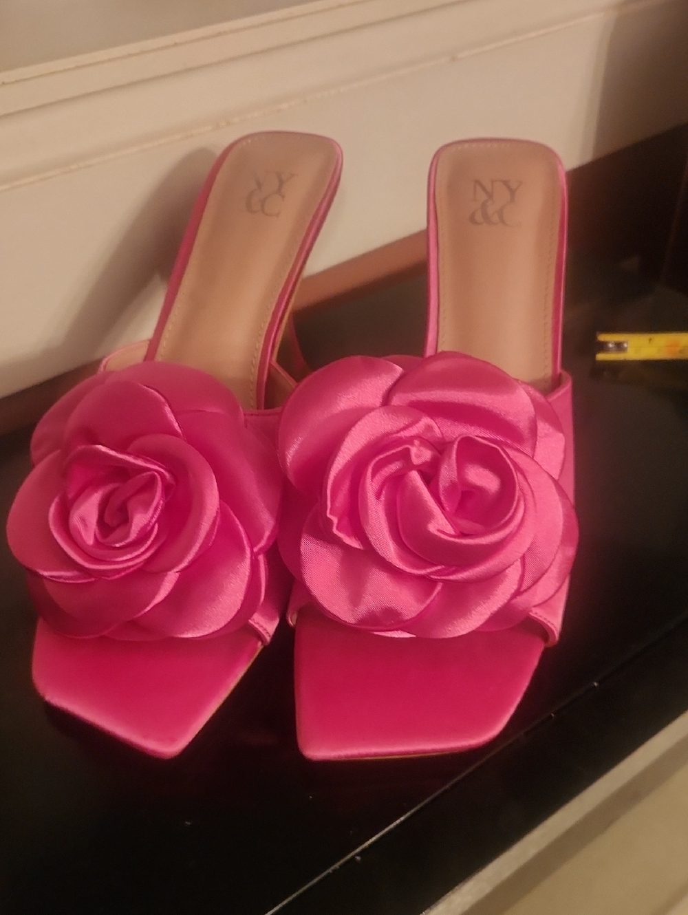 New York & Company Pink Floral Satin Slide Sandals